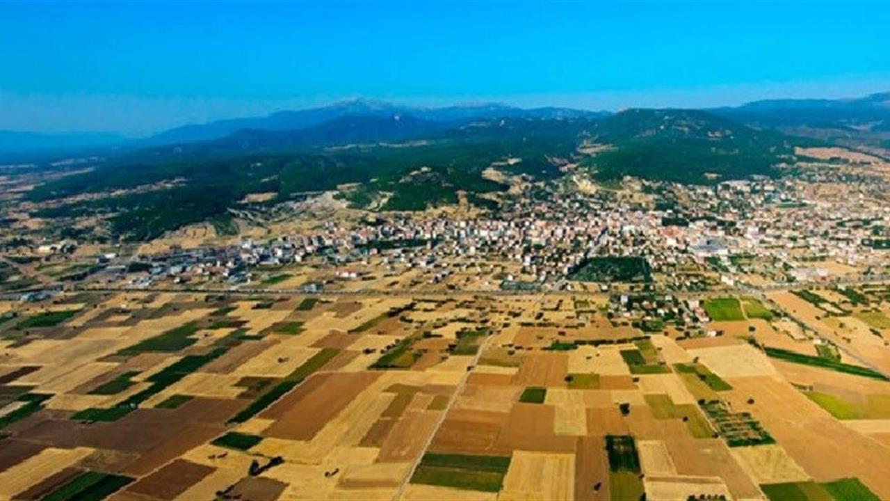 Denizli Acıpayam'da Atıl Tarım Arazileri İçin Liste Vermeyen Muhtar Görevden Uzaklaştırıldı