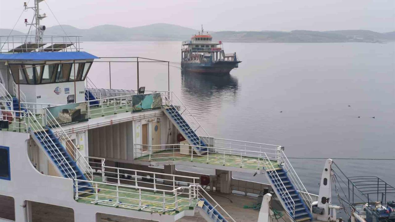 Tunceli Çemişgezek ile Elazığ arasında feribot sefer saatlerinde değişiklik yapıldı.