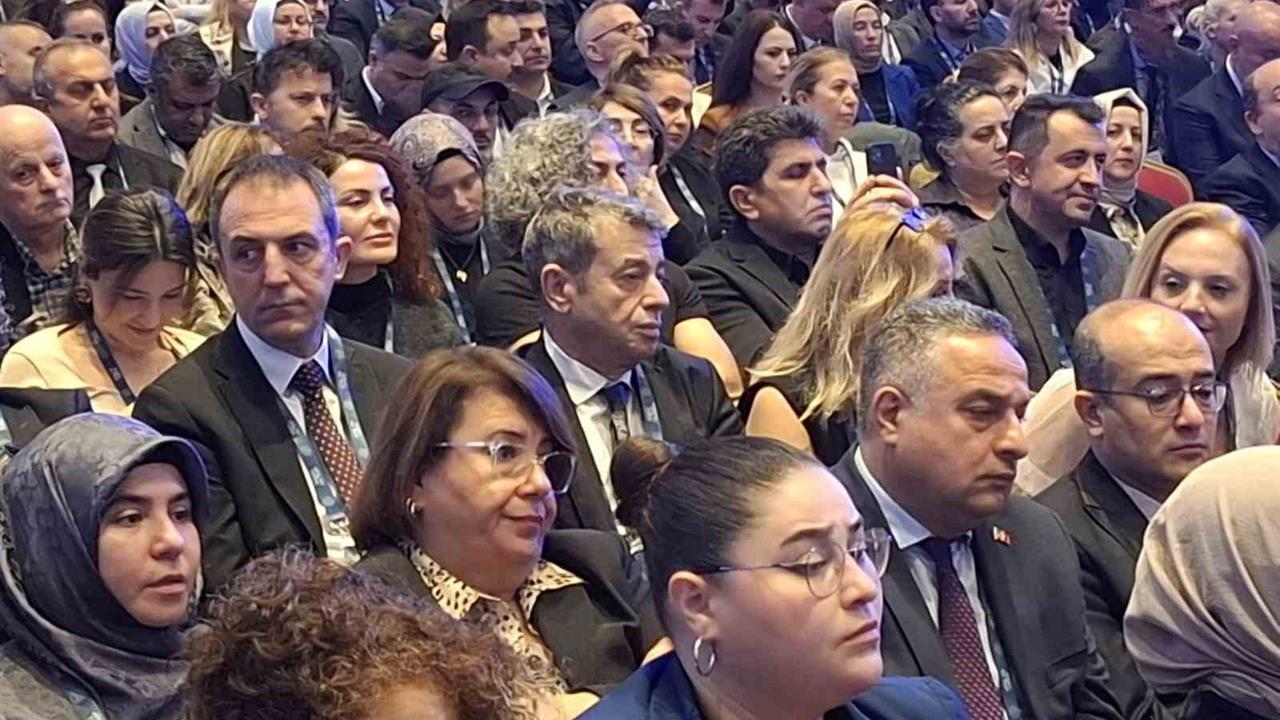 Aydın'da Gerçekleşen Mesleki Eğitim Zirvesi'ne Başkan Künkcü Katıldı