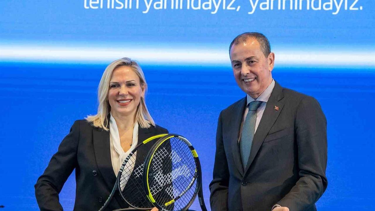 İstanbul'da İş Bankası, Türkiye Tenis Federasyonu ile Yeni İş Birliği Başlattı