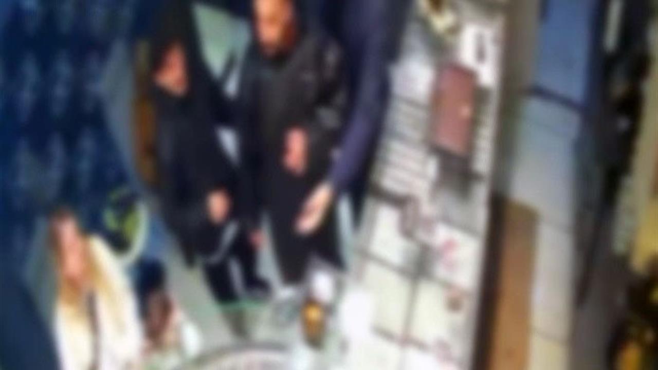 İstanbul Sarıyer'de Kumar Borcu Nedeniyle Eşinin Altınlarını Çalan Adam Yakalandı