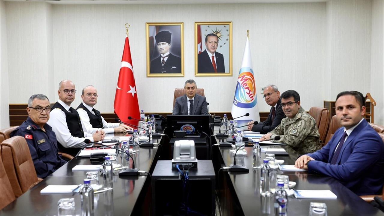 Mersin'de Son Bir Haftada Aranan 823 Şahıs Adli Mercilere Teslim Edildi.