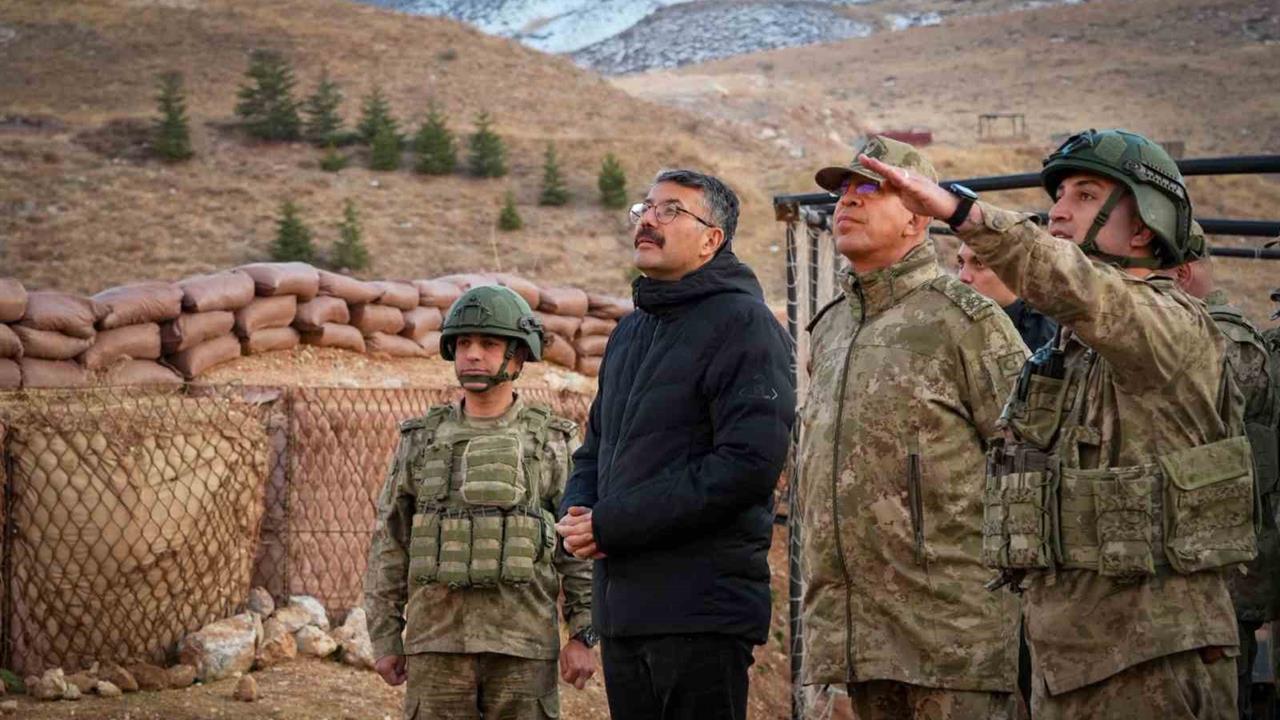 Hakkâri Şemdinli'de Aktütün Karakolu'na Üst Düzey Ziyaret Gerçekleşti