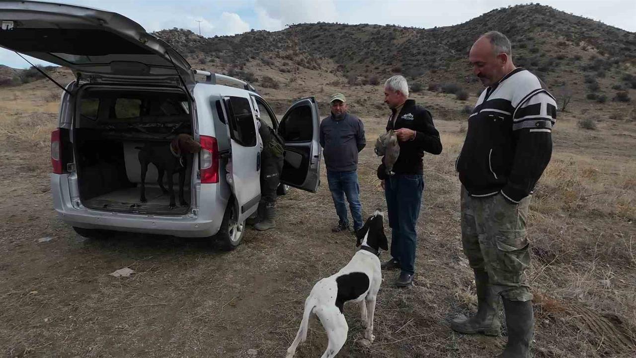 Yozgat'ta Kuraklık Nedeniyle Avcılar Yaban Hayvanı Sıkıntısı Yaşıyor