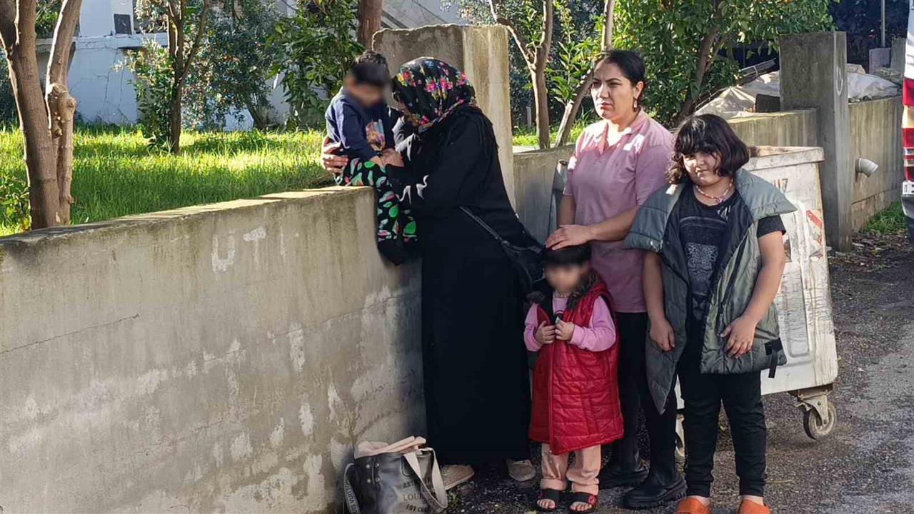 Antalya'da Daha Önce Yanan Evde İkinci Yangın Çıktı, 3 Çocuk Kurtarıldı