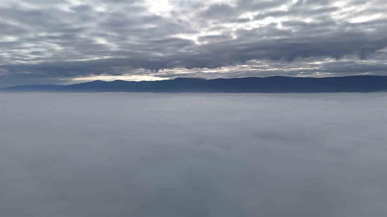Bolu Merkez'de Sabah Saatlerinde Etkili Olan Sis Görüntülendi