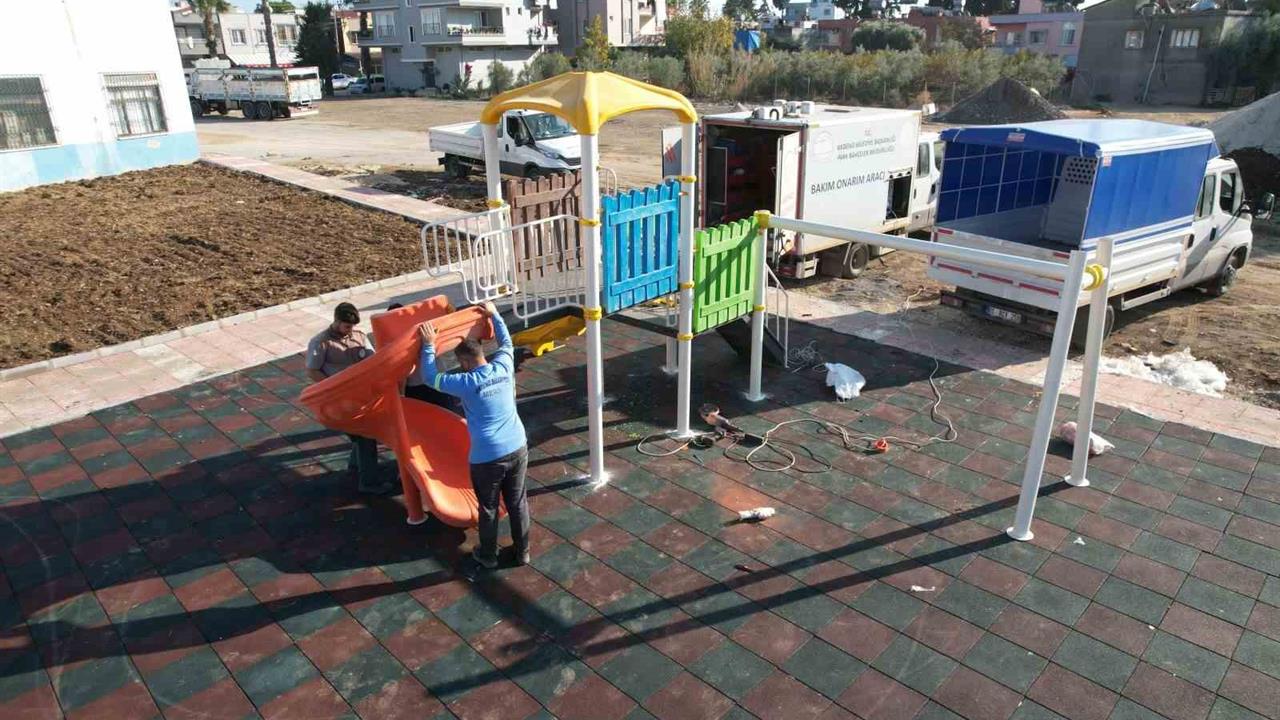 Mersin Akdeniz ilçesinde Park Yenileme Çalışmaları Başarıyla Gerçekleşti