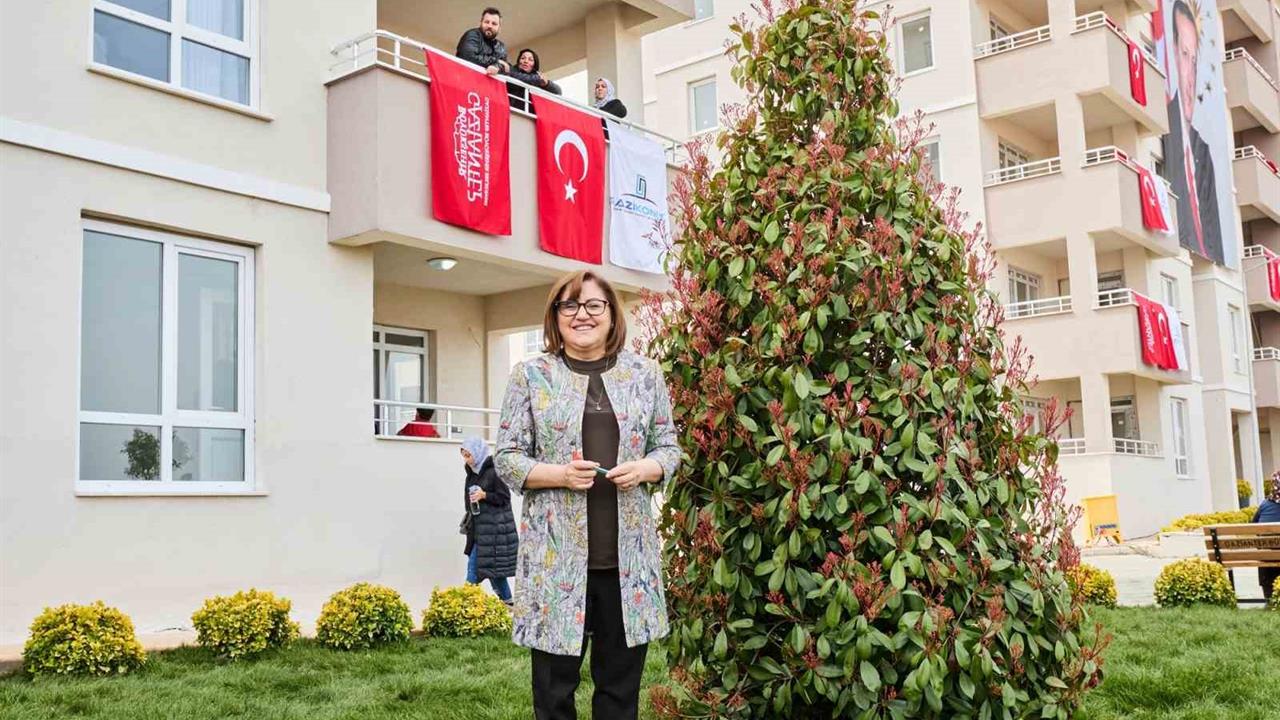 Gaziantep'te En Az 4 Çocuğu Olan Ailelere Çekilişsiz Ev Verilecek