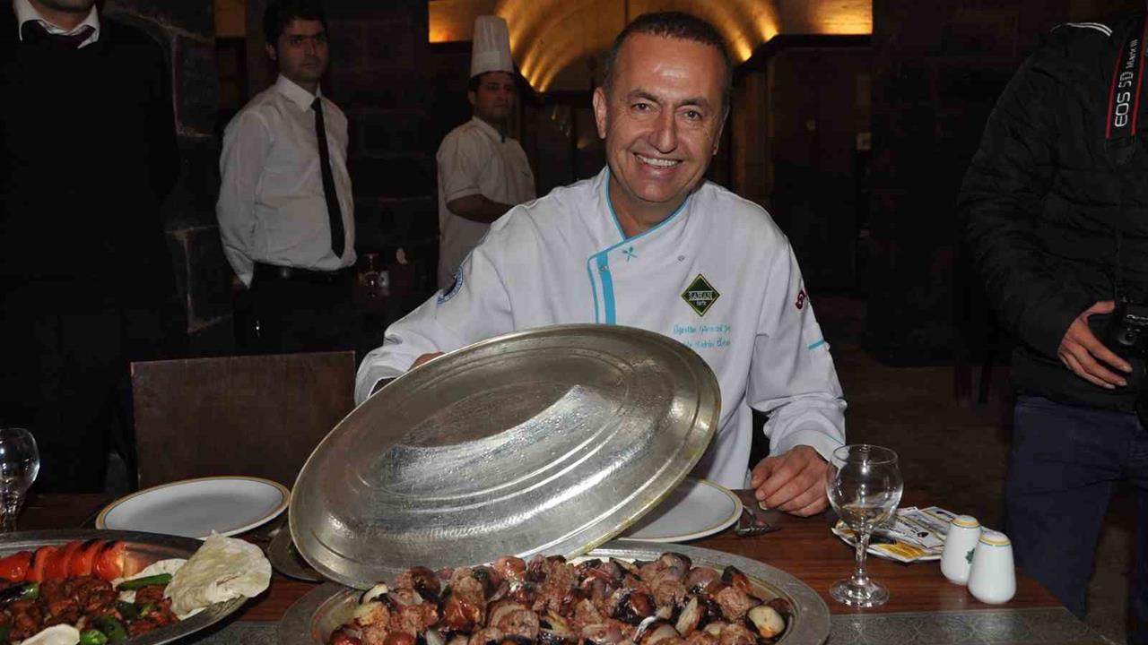 Gaziantep'te Kış Aylarında Keyifle Tüketilen Soğan Kebabı Sezonu Açıldı.