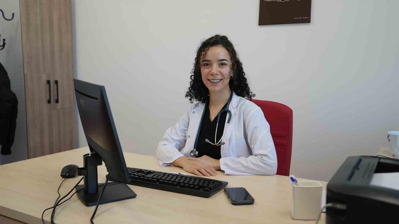 Niğde'de Uzmanlar, Paketli Gıda Tüketiminin Zararlarına Dikkat Çekiyor