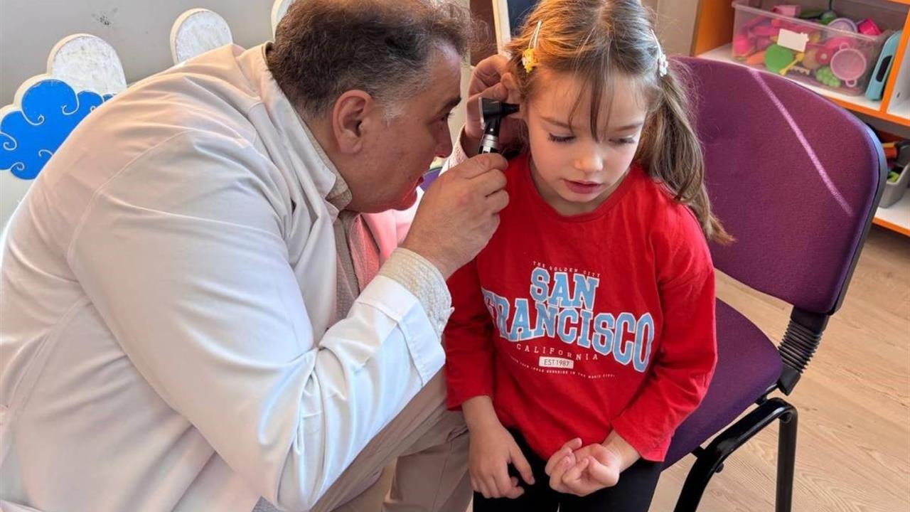 Afyonkarahisar'da 15 Temmuz Şehitler Anaokulu Öğrencilerine Yapılan Sağlık Taraması İlgiyle Karşılandı