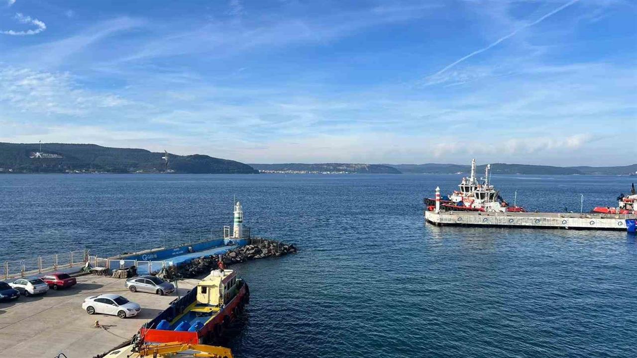 Çanakkale Boğazı, Yoğun Sis Sonrası Saat 12.00'de Tekrar Geçişlere İzin Verdi