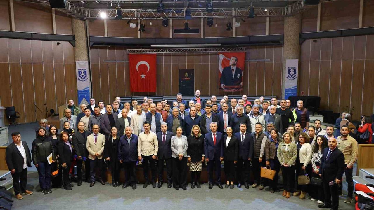 Muğla Bodrum'da Kaymakam Ali Sırmalı Muhtarlarla Bir Araya Geldi