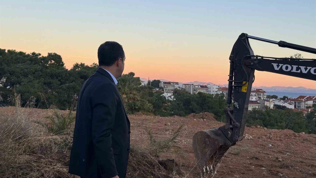 Muğla Datça'da Yeni Hükümet Konağı İnşaat Çalışmaları Hızla Devam Ediyor