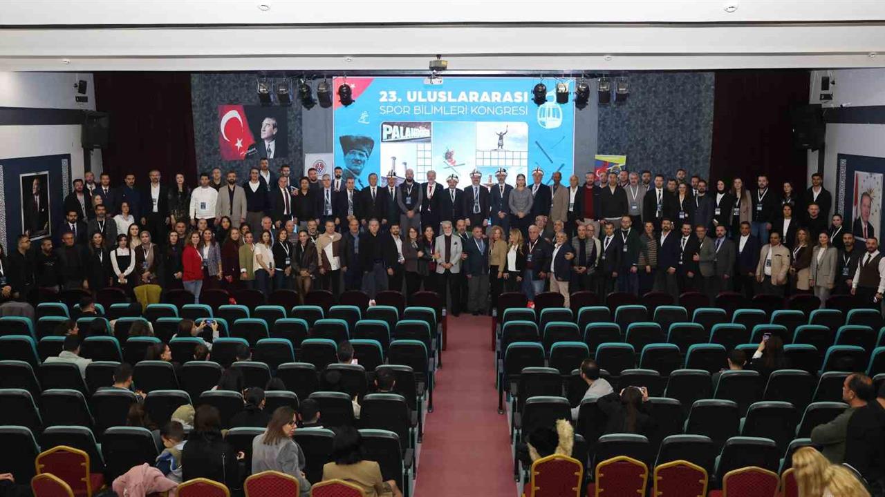 Erzurum'da Düzenlenen Uluslararası Spor Bilimleri Kongresi Yoğun Katılımla Başladı