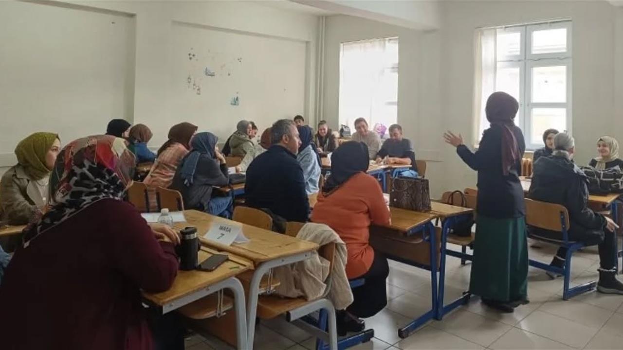Bayburt'ta Harezmi Eğitim Modeli Kapsamında 61 Öğretmen Eğitim Aldı