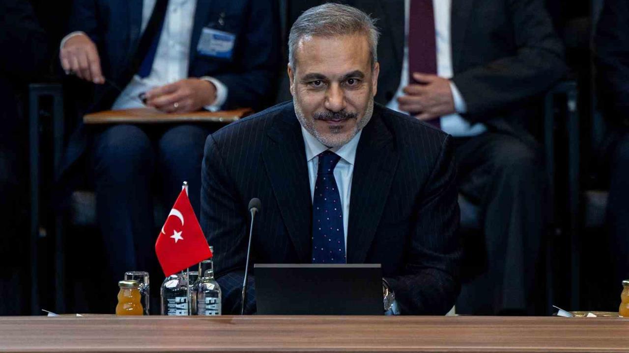 Brüksel'de Gerçekleşen NATO Dışişleri Bakanları Toplantısı'nda Fidan Yer Aldı