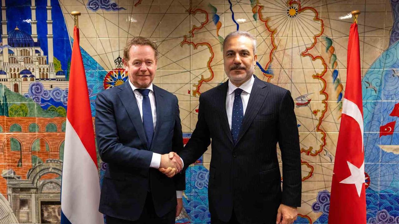 Brüksel'de Hakan Fidan ve David van Weel Bir Araya Geldi