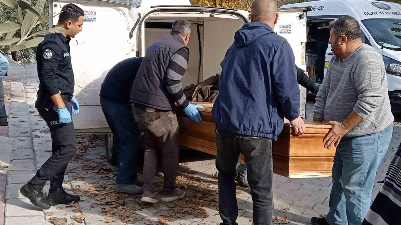 Denizli Pamukkale'de Boğazı Kesilen Engelli Adamın Cenazesi Bulundu