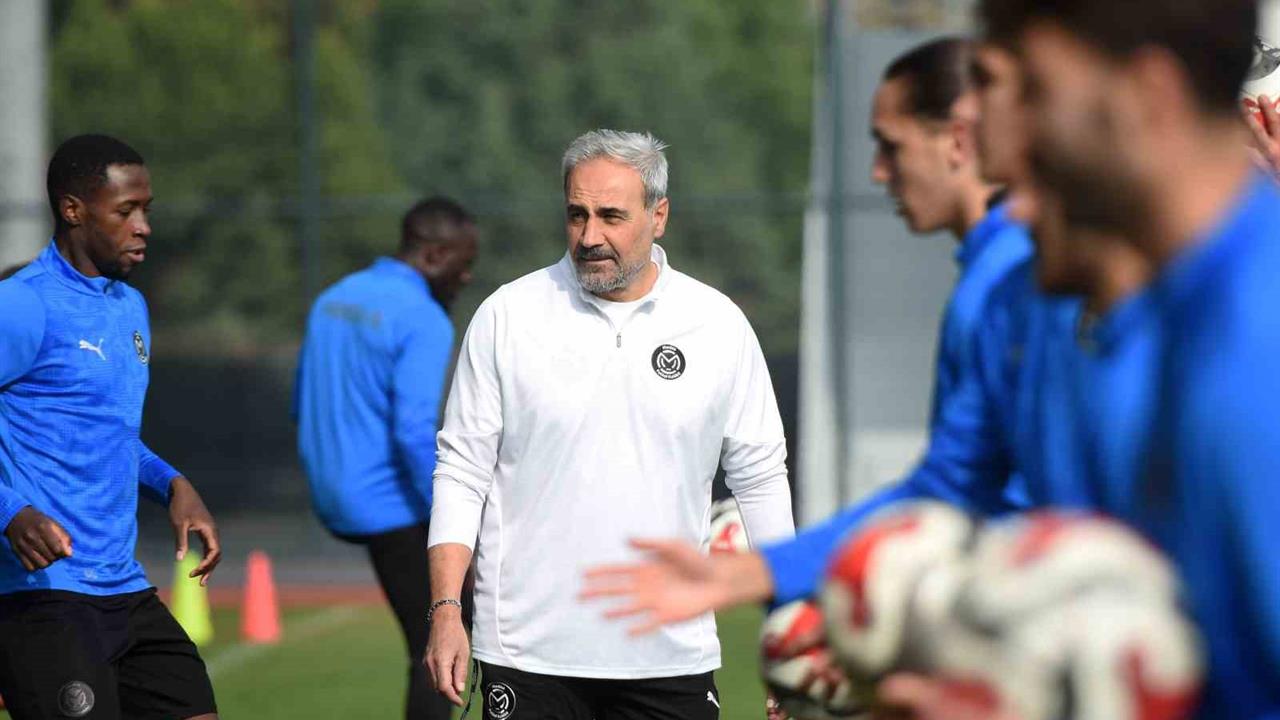 Manisa'da 7 Aralık'ta Vanspor FK ile Karşılaşacak Hazırlıklar Devam Ediyor