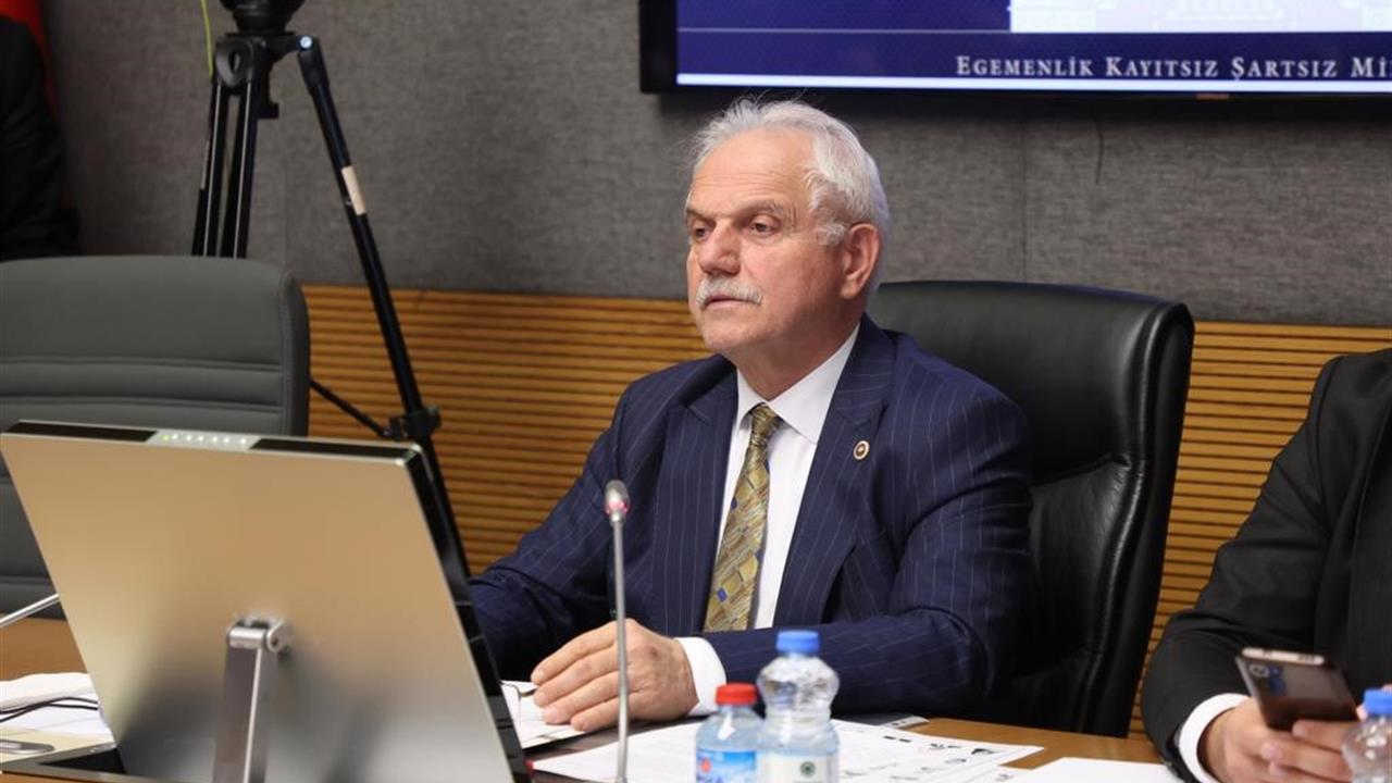 Ankara'da Sosyal Ağ Sağlayıcılarına Yönelik Yeni Düzenleme Önerisi