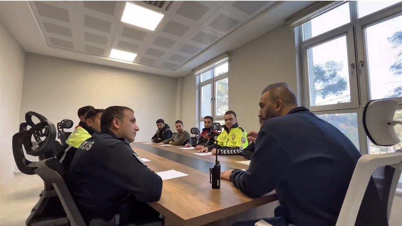 Mardin Kızıltepe'de Huzur ve Güven Uygulamasında 875 Kişi Sorgulandı