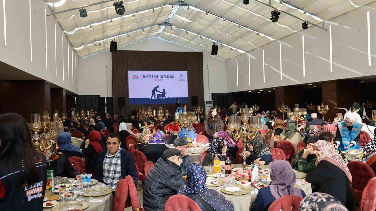 Arnavutköy'de 3 Aralık Dünya Engelliler Günü için düzenlenen etkinlikler büyük ilgi gördü.