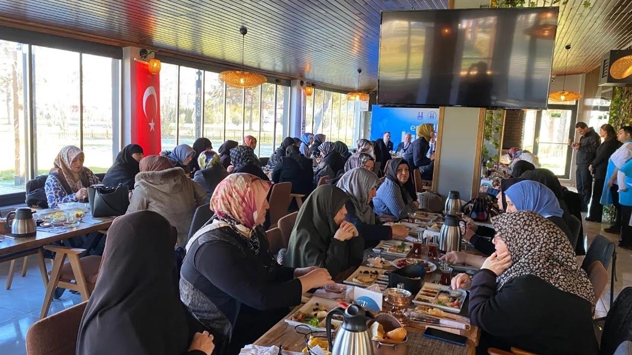 Erzurum'da 3 Aralık Dünya Engelliler Günü'nde Engelli Bireylere Destek Programı Yapıldı