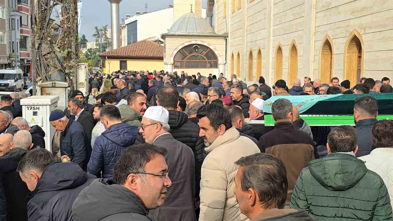 Samsun Vezirköprü'de Kanserden Hayatını Kaybeden Sınıf Öğretmeni Defnedildi