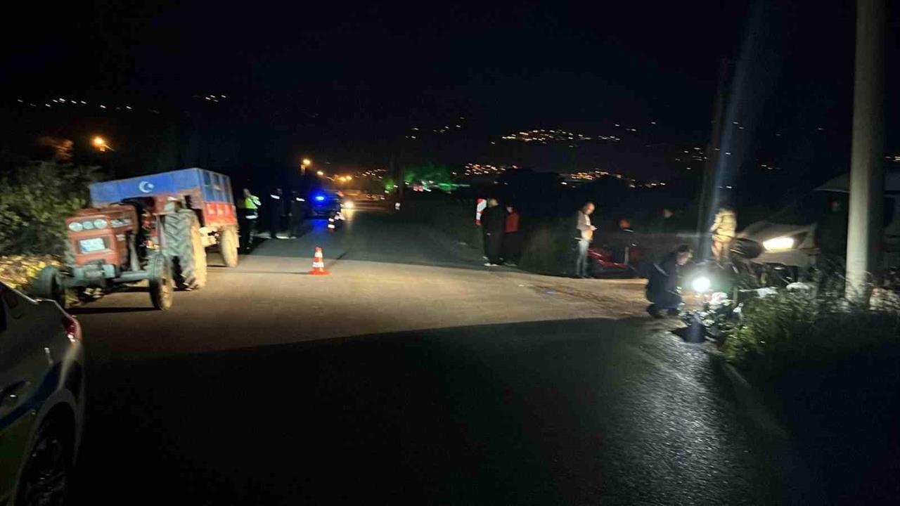 Aydın Bozdoğan'da Motosiklet ve Traktör Çarpışmasında 1 Kişi Hayatını Kaybetti