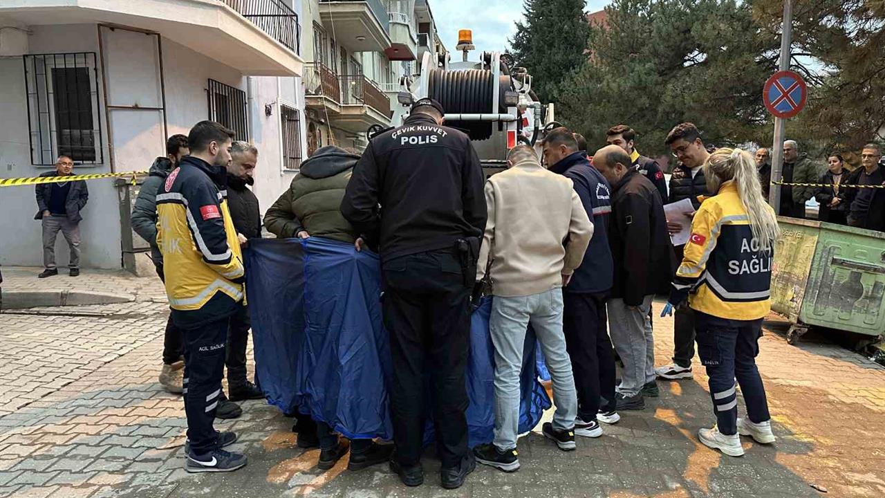 Uşak'ta Kanalizasyonda Bulunan Cenin Olayını Polis 2 Günde Çözümledi