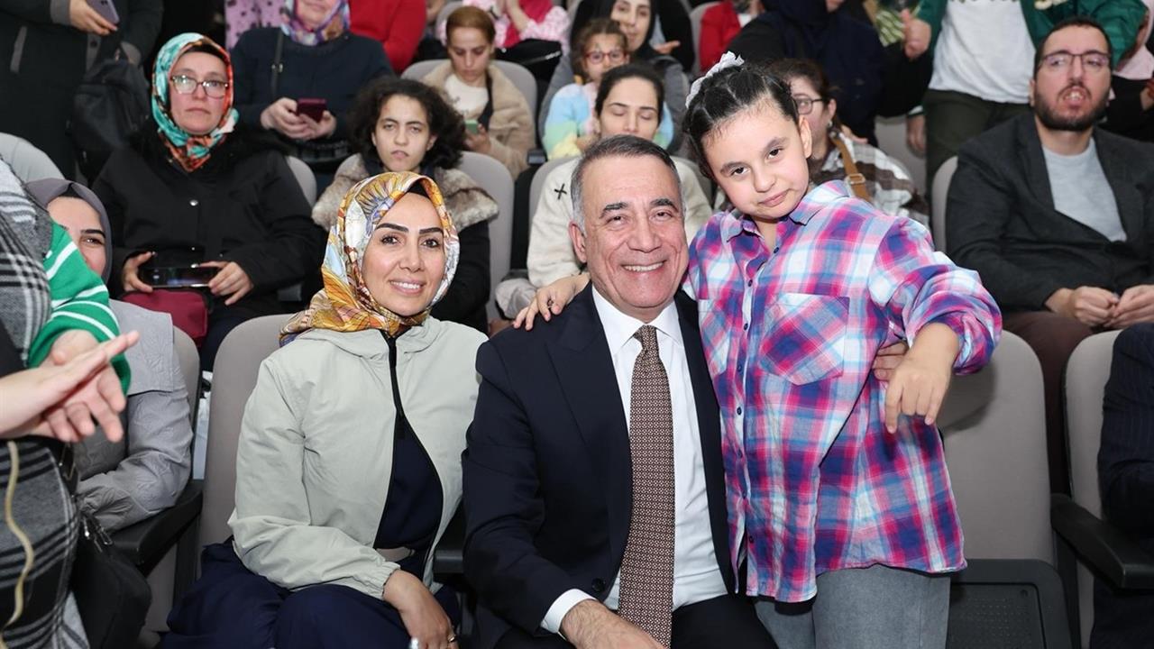 Sultangazi'de 3 Aralık Dünya Engelliler Günü İçin Özel Program Düzenlendi