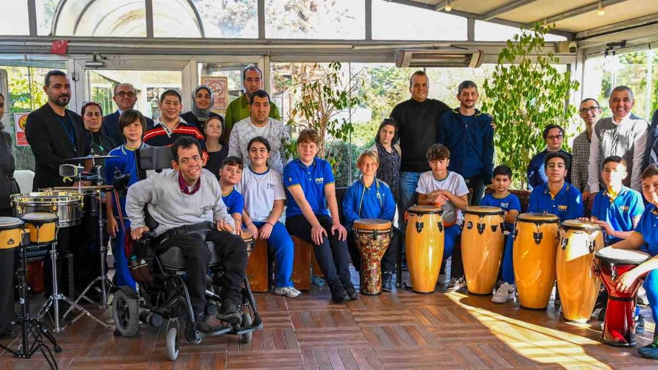 Beşiktaş'ta 3 Aralık Dünya Engelliler Günü Etkinliği Düzenlendi