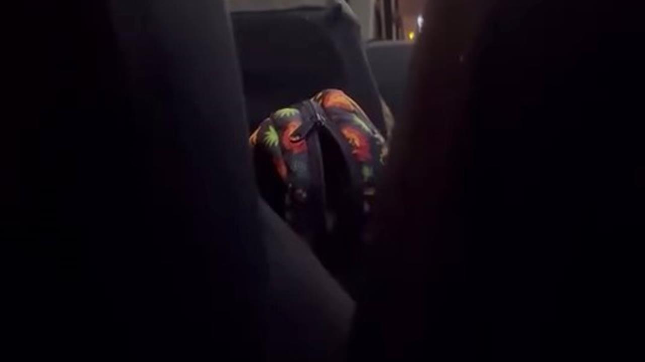 İstanbul Arnavutköy'de Minibüs Şoförü, Öğrencilere Hakaret Etti