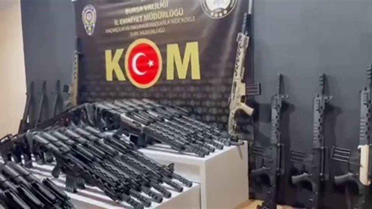 Bursa Osmangazi ve Yıldırım'da Kaçak Silah Operasyonu: 118 Tüfek Ele Geçirildi