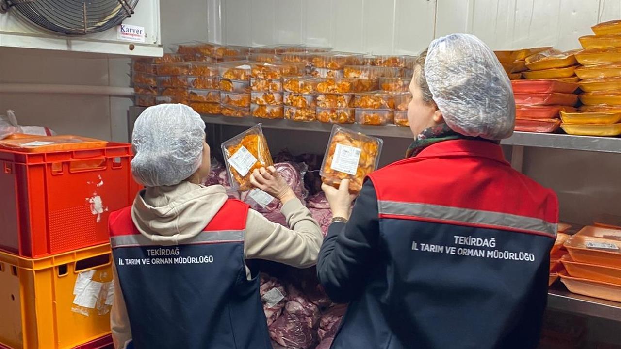 Tekirdağ'da Toplu Tüketim Yerlerinde Eş Zamanlı Gıda Denetimi Gerçekleştirildi