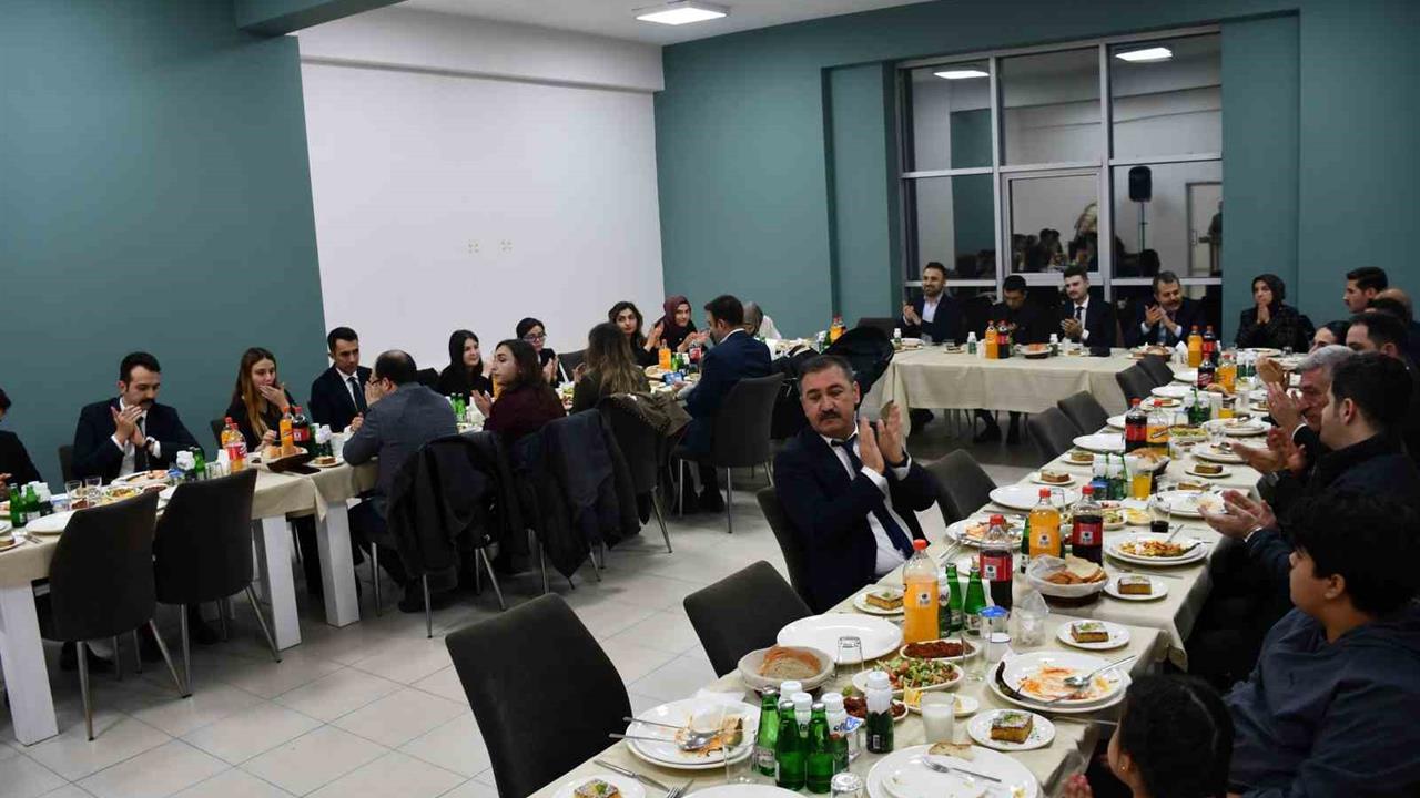 Vezirköprü'de Savcı ve Hakimlere Veda Programı Düzenlendi