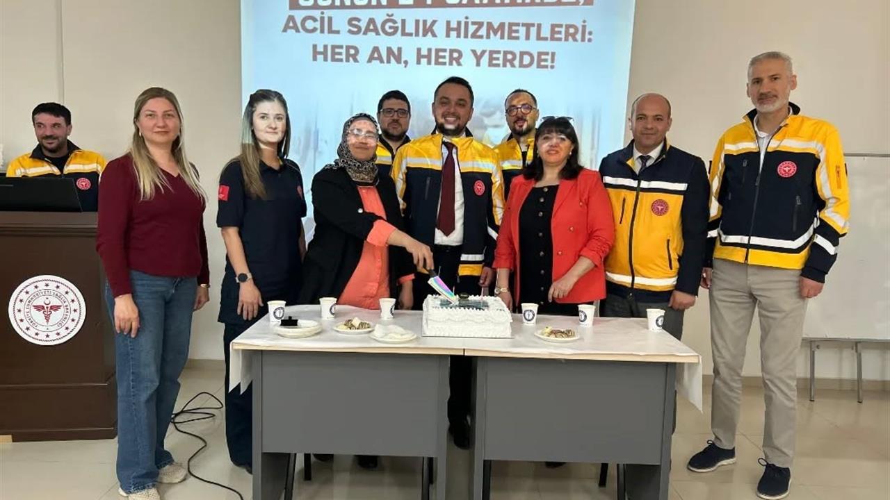 Niğde'de İl Sağlık Müdürü Dr. Doğan Bahadır İnan, 112 acil sağlık hizmetleri istasyonlarını ziyaret etti.