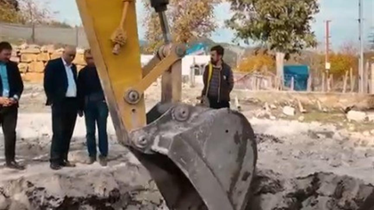 Kahramanmaraş Andırın'da Kepçeyle Yapılan Mozaik Kazısında Dikkat Çeken Anlar Yaşandı