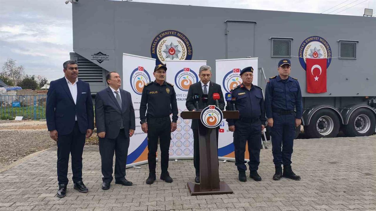 Antalya'da Vali Hulusi Şahin, Uyuşturucu Talebinin Sürekliliğine Dikkat Çekti