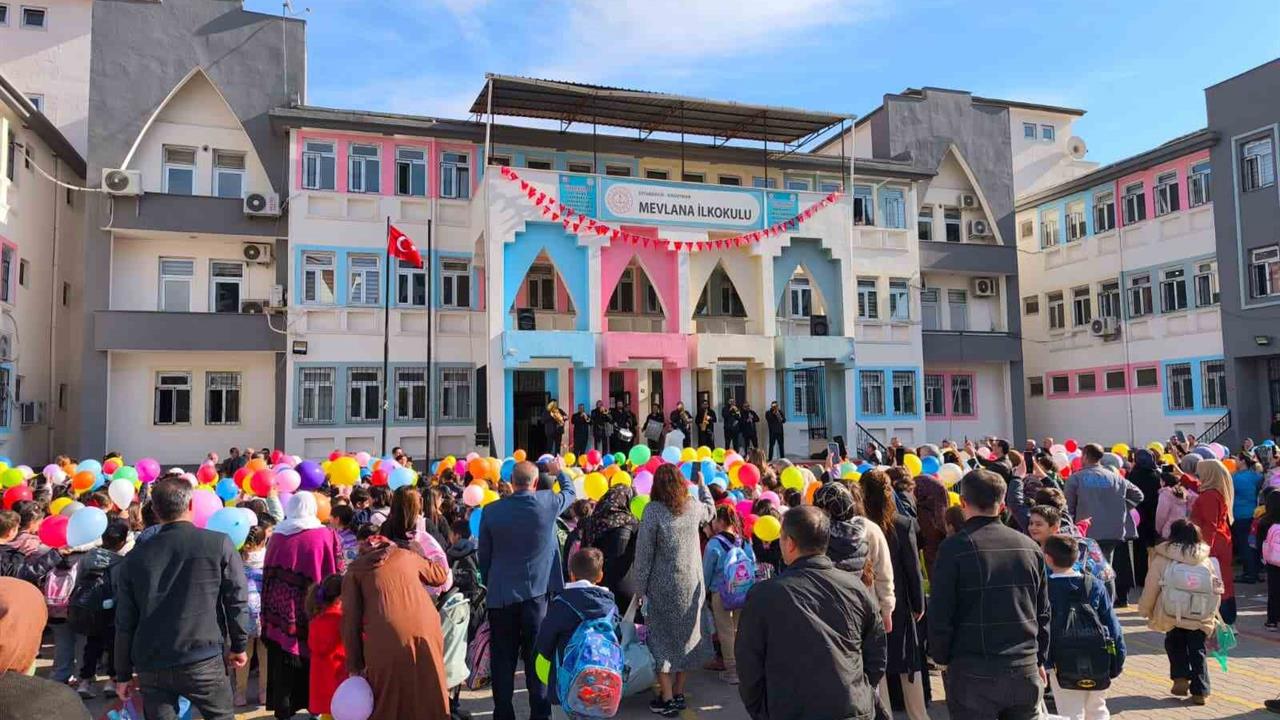 Diyarbakır Kayapınar Mevlana İlkokulu'nda Bando Takımı Eğlence Düzenledi