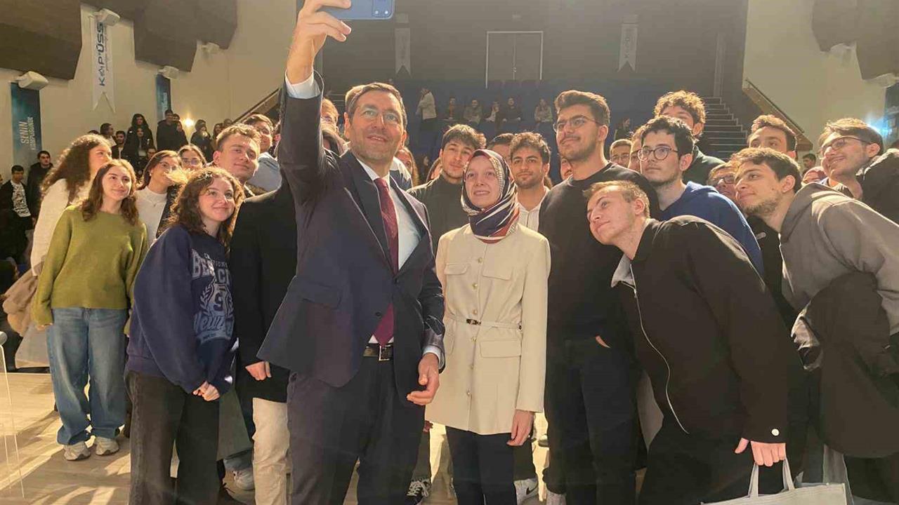 Ankara'da ROKETSAN Yönetim Kurulu Başkanı İkinci, Savunma Alanında İkinci En Hızlı Büyüyen Şirketiz Dedi