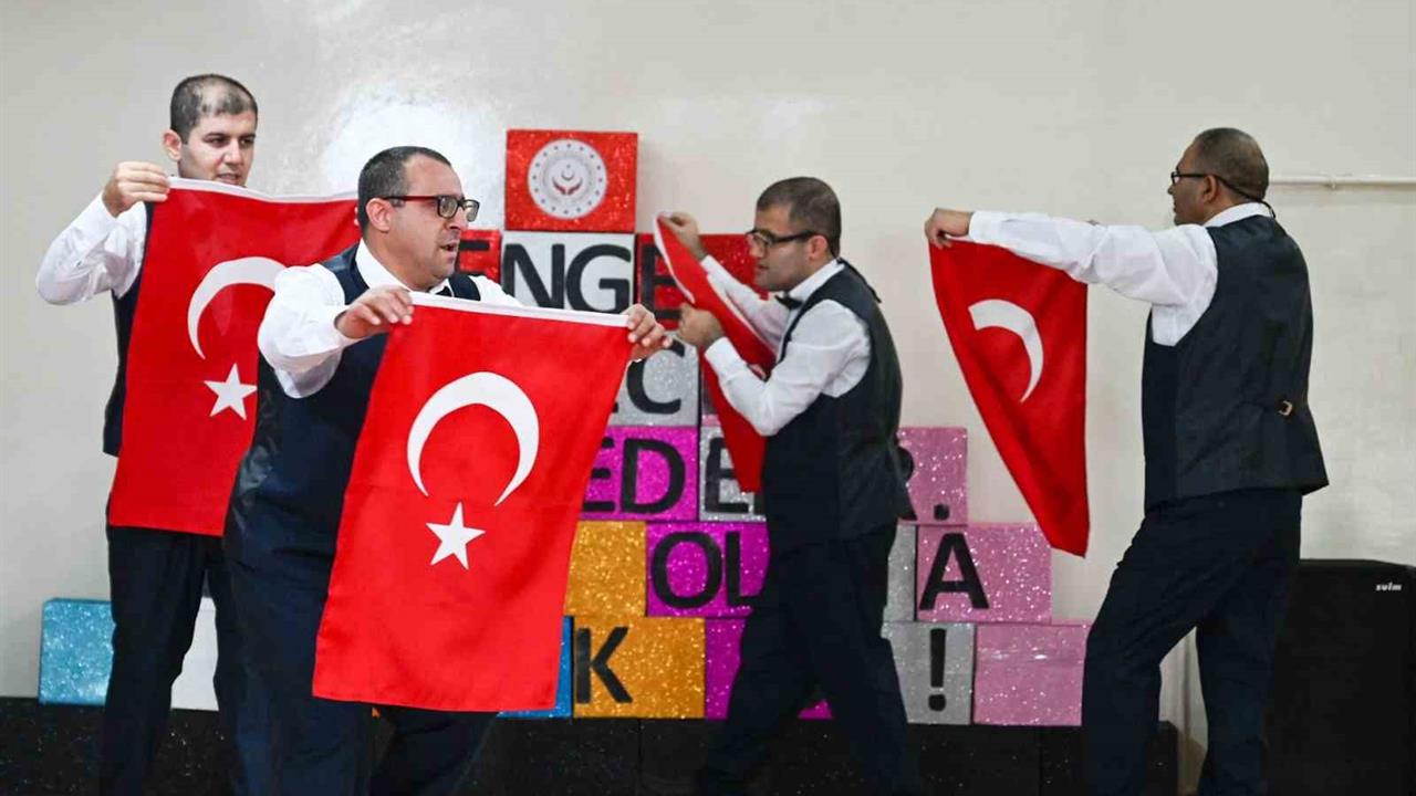 Kırklareli'nde Engelliler Günü Etkinliğinde Özel Bireylerin Performansları Büyük İlgi Gördü