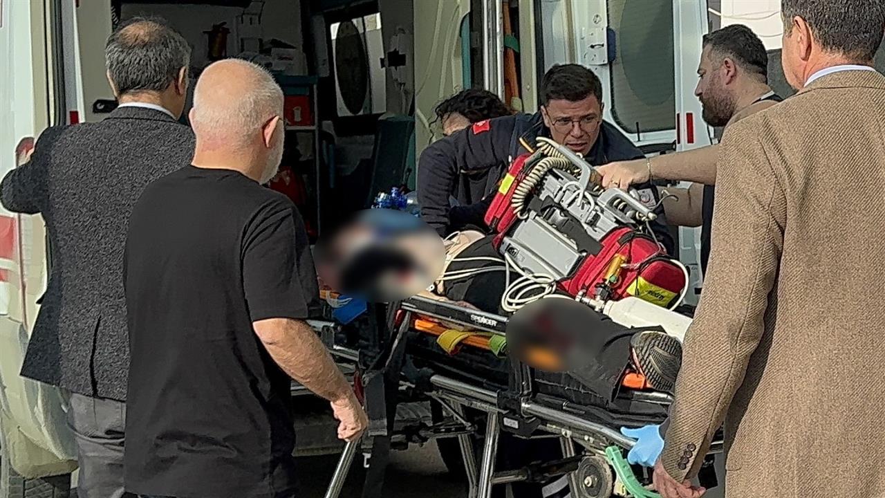 Edirne'de Pencereden Düşen Avukata Dakikalarca Kalp Masajı Yapıldı