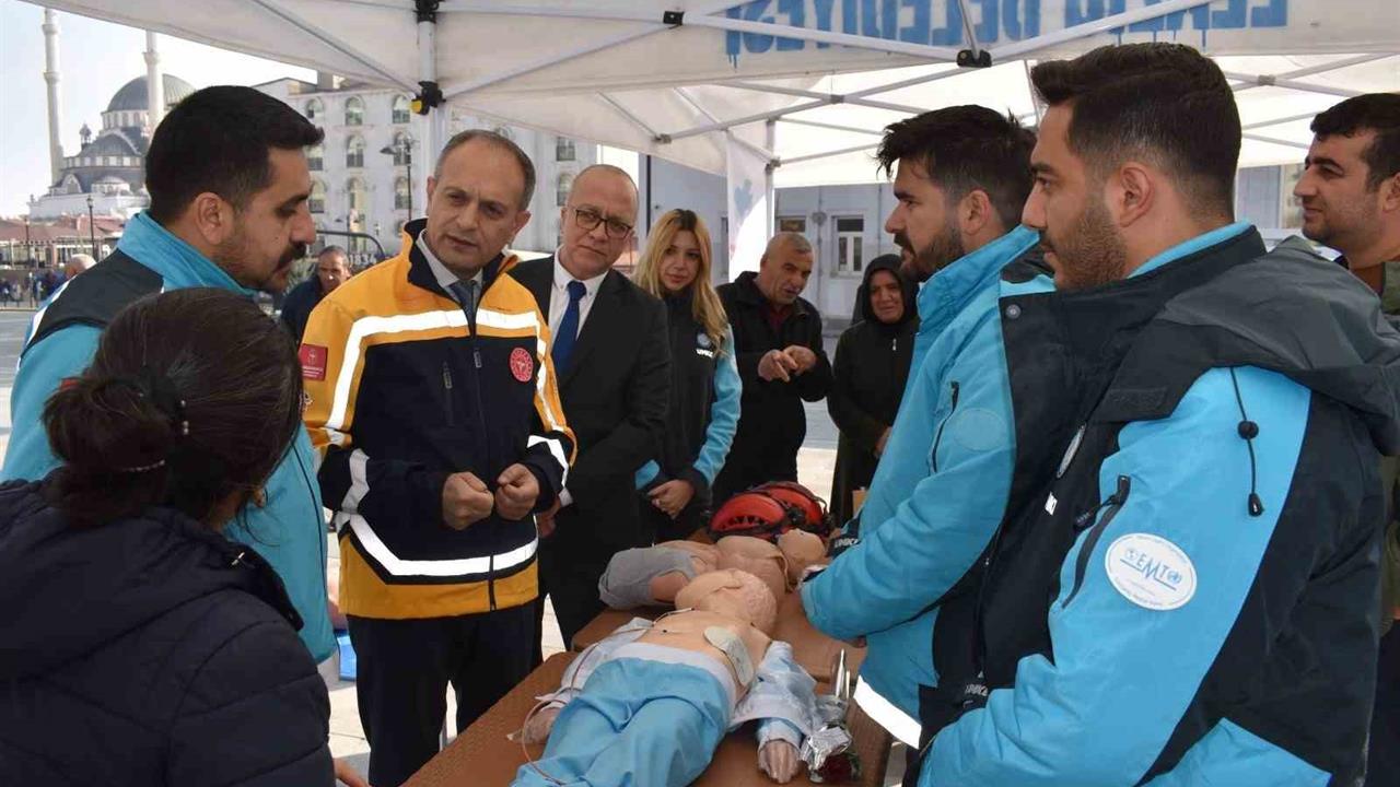 Elazığ'da 1-7 Aralık Tarihleri Arasında Acil Sağlık Haftası Etkinlikleri Düzenleniyor