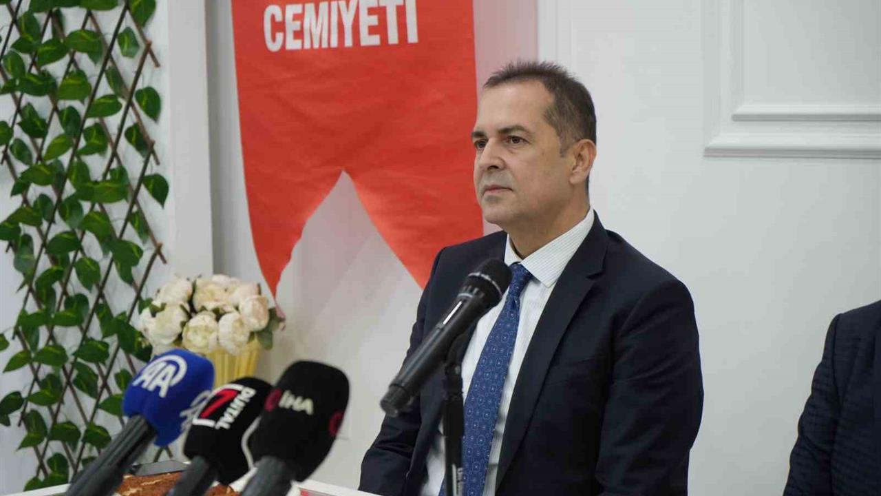 Antalya'da Antalyaspor'un Başkanı Rıza Perçin, kulübün mali sıkıntılarını ve yaşanan sorunları aktardı.