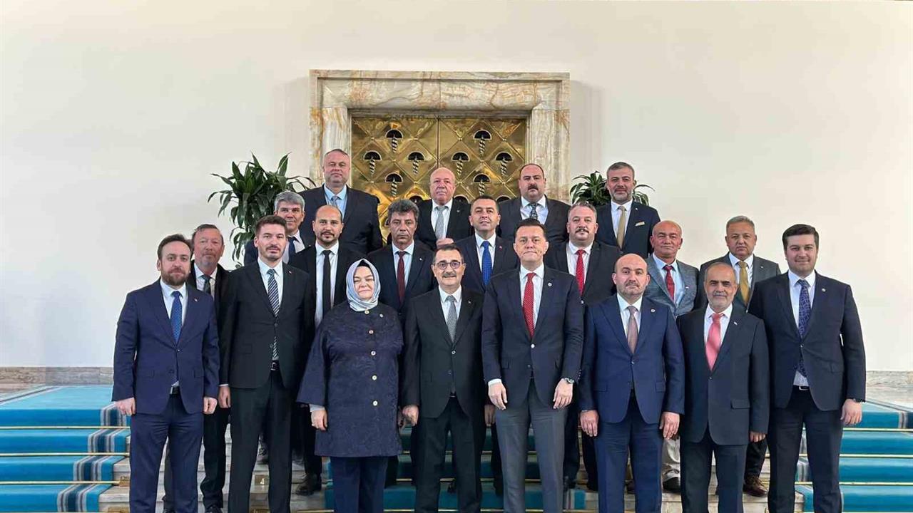 Eskişehir İnönü'de Belediye Başkanı Hamamcı, Gelecek İçin Çalışmaların Devam Edeceğini Açıkladı