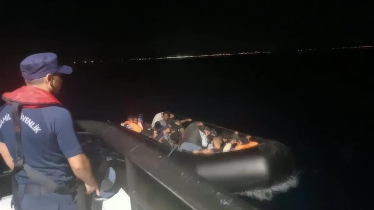 Balıkesir Ayvalık’ta Yasa Dışı Geçiş Girişiminde Bulunan 23 Göçmen Durduruldu