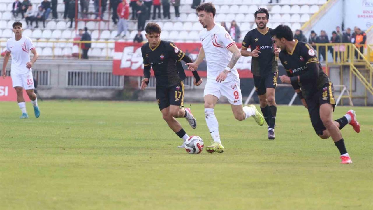 Bolu'da Ziraat Türkiye Kupası 4. Tur Maçında Boluspor Kahta 02 Spor'u 2-1 Mağlup Etti