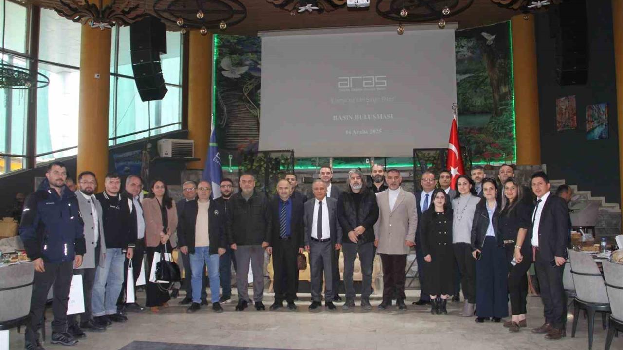 Ağrı'da Aras EDAŞ, 6,7 milyar TL'lik yatırım ile enerji altyapısını güçlendirmeyi hedefliyor.